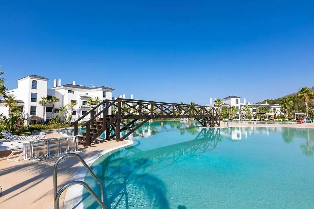 Estepona Hills Luxury Resort 3 Bed Apartment