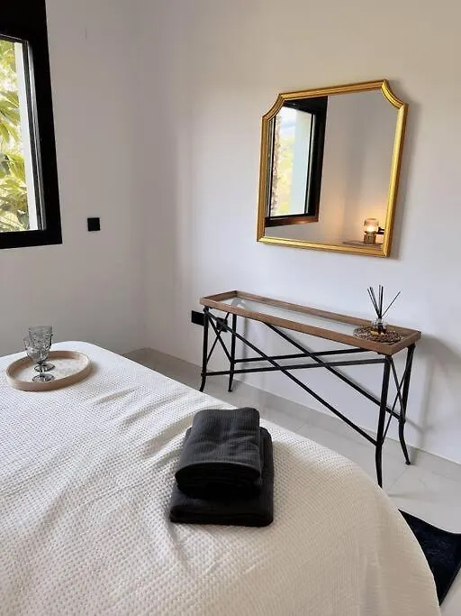 Estepona Hills Luxury Resort 3 Bed Apartment