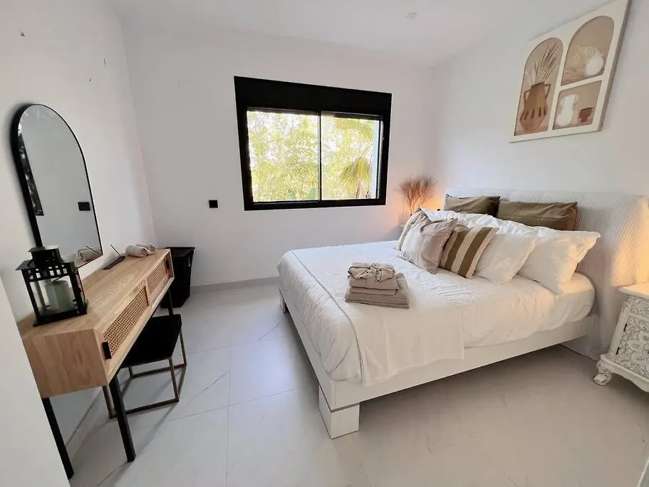 Estepona Hills Luxury Resort 3 Bed Apartment